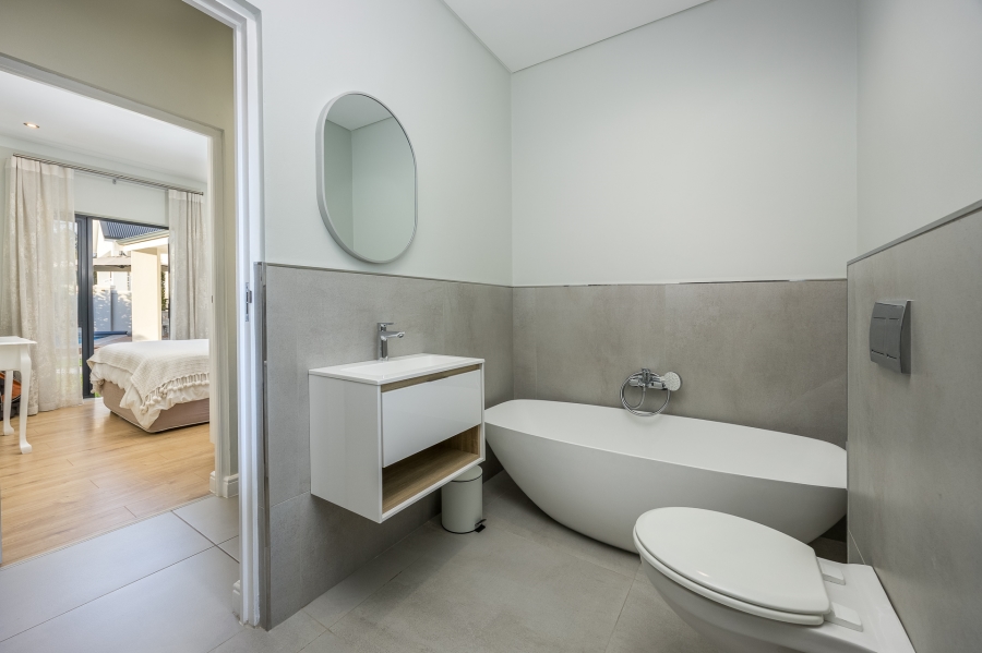 3 Bedroom Property for Sale in Zevendal Western Cape